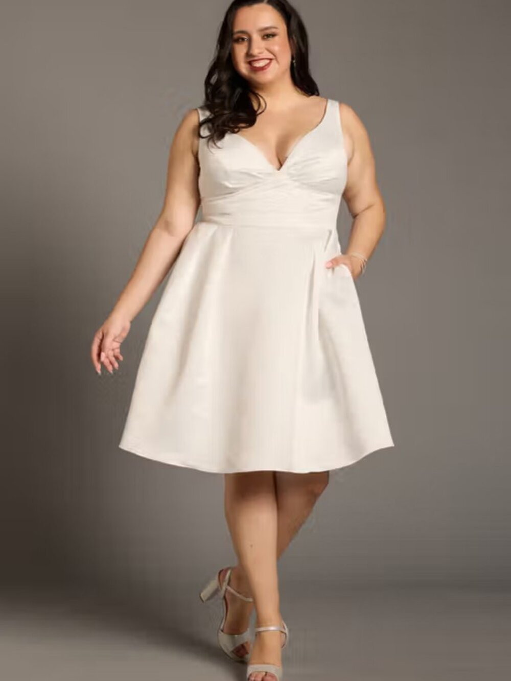 DB Studio Satin Plunging V-Neck A-Line Mini Dress Soft White Size 14 NWT